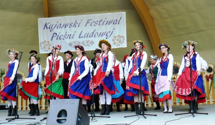 LGD Czarnoziem na Soli - X Kujawski Festiwal Pieśni  Ludowej w Inowrocławiu "WSZYSCY POLACY TO JEDNA RODZINA"